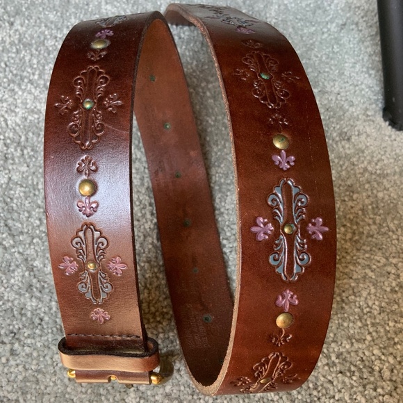 Liz Claiborne Accessories - Liz Claiborne - Leather Belt With Colored Embossed Design & Decorative Rivets